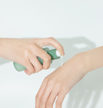 Load image into Gallery viewer, TEA TREE BIOME CALMING SERUM
